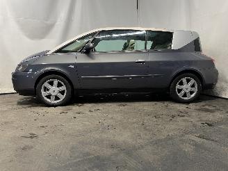 Renault Avantime Avantime (DE0) MPV 3.0 V6 24V (L7X-721) [152kW]  (09-2001/05-2003) picture 4