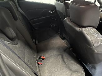 Renault Clio Clio IV Estate/Grandtour (7R) Combi 5-drs 1.5 Energy dCi 90 FAP (K9K-6=
08(K9K-B6)) [66kW]  (11-2012/08-2021) picture 15