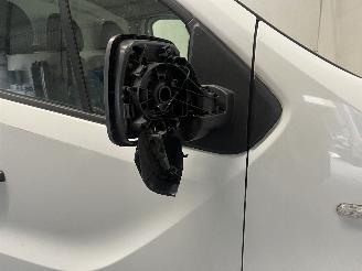 Renault Trafic Trafic (1FL/2FL/3FL/4FL) Van 1.6 dCi 95 (R9M-413(R9M-H4)) [70kW]  (07-=
2015/...) picture 11