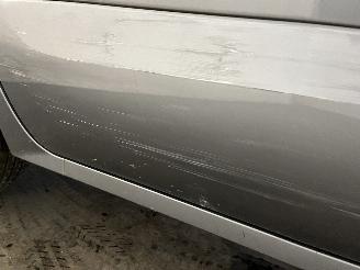 Renault Koleos Koleos I SUV 2.5 16V (2TR-703) [126kW]  (09-2008/06-2017) picture 10