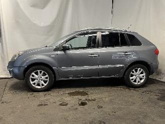 Renault Koleos Koleos I SUV 2.5 16V (2TR-703) [126kW]  (09-2008/06-2017) picture 4