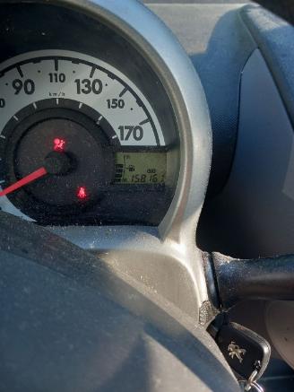 Peugeot 107 107 Hatchback 1.0 12V (384F(1KR)) [50kW]  (06-2005/05-2014) picture 2