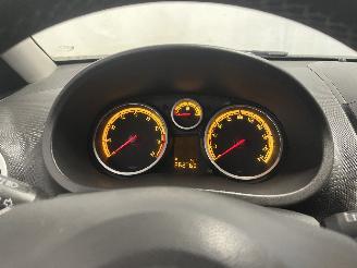 Opel Corsa Corsa D Hatchback 1.4 16V Twinport (A14XER(Euro 5)) [74kW]  (12-2009/0=
8-2014) picture 20