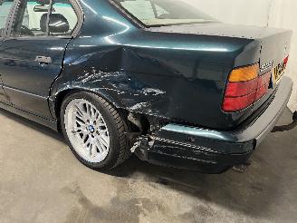 BMW 5-serie 5 serie (E34) Sedan 525i 24V (M50-B25(256S2)) [141kW]  (03-1990/08-199=
5) picture 6