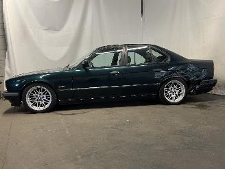 BMW 5-serie 5 serie (E34) Sedan 525i 24V (M50-B25(256S2)) [141kW]  (03-1990/08-199=
5) picture 4