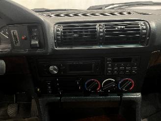 BMW 5-serie 5 serie (E34) Sedan 525i 24V (M50-B25(256S2)) [141kW]  (03-1990/08-199=
5) picture 17