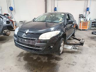 Uttjänta bilar auto Renault Mégane Megane III Berline (BZ) Hatchback 5-drs 1.4 16V TCe 130 (H4J-700(H4J-A=
7)) [96kW]  (04-2009/02-2016) 2010/2
