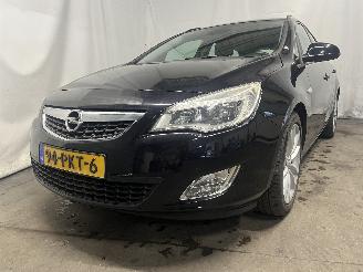 skadebil auto Opel Astra Astra J Sports Tourer (PD8/PE8/PF8) Combi 1.6 Turbo 16V (A16LET(Euro 5=
)) [132kW]  (10-2010/10-2015) 2011/2