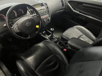 Kia Cee d Cee'd Sporty Wagon (EDF) Combi 1.4 16V (G4FA) [80kW]  (09-2007/12-2012=
) picture 16
