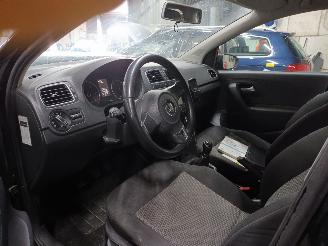 Volkswagen Polo Polo V (6R) Hatchback 1.2 TDI 12V BlueMotion (CFWA(Euro 5)) [55kW]  (1=
0-2009/05-2014) picture 5