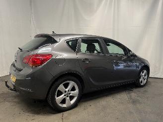 Opel Astra Astra J (PC6/PD6/PE6/PF6) Hatchback 5-drs 1.6 16V (A16XER(Euro 5)) [85=
kW]  (12-2009/10-2015) picture 6