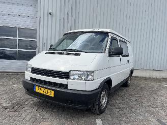 krockskadad bil auto Volkswagen Transporter Transporter T4 Ch.Cab/Pick-up 2.4 D (AAB) [57kW]  (09-1990/04-1998) 1994/7