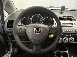 Honda Jazz Jazz (GD/GE2/GE3) Hatchback 1.2 i-DSi (L12A4) [57kW]  (03-2002/07-2008=
) picture 18
