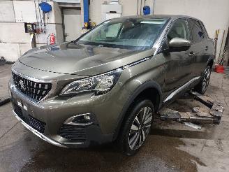 Vrakbiler auto Peugeot 3008 3008 II (M4/MC/MJ/MR) MPV 1.2 12V e-THP PureTech 130 (EB2ADTS(HNS)) [9=
6kW]  (07-2018/...) 2019/4