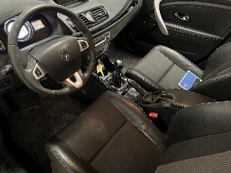 Renault Mégane Megane III Berline (BZ) Hatchback 5-drs 1.5 dCi 110 (K9K-636(K9K-A6)) =
[81kW]  (02-2009/02-2016) picture 14