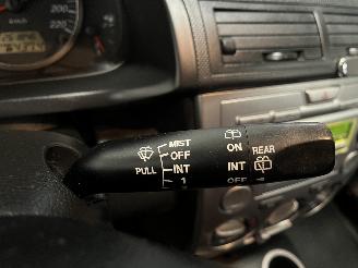 Mazda 2 2 (NB/NC/ND/NE) Hatchback 1.4 16V (FXJA) [58kW]  (04-2003/06-2007) picture 15