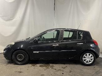 Renault Clio Clio III (BR/CR) Hatchback 1.5 dCi FAP (K9K-770(K9K-67)) [65kW]  (08-2=
010/12-2014) picture 4
