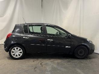Renault Clio Clio III (BR/CR) Hatchback 1.5 dCi FAP (K9K-770(K9K-67)) [65kW]  (08-2=
010/12-2014) picture 7