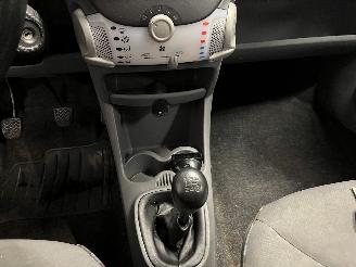 Citroën C1 C1 Hatchback 1.0 12V (384F(CFA)) [50kW]  (06-2005/09-2014) picture 15