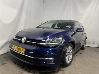 Schadeauto Volkswagen Golf Golf VII (AUA) Hatchback 1.0 TSI 12V BlueMotion (DKRF) [85kW]  (05-201=
5/08-2020) 2019/6