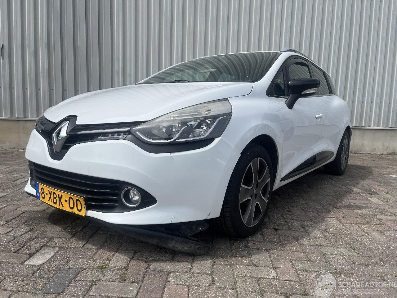 Renault Clio Clio IV Estate/Grandtour (7R) Combi 5-drs 0.9 Energy TCE 90 12V (H4B-4=
00(H4B-A4)) [66kW]  (01-2013/08-2021)