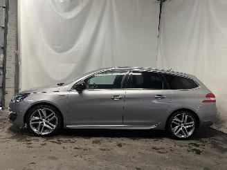 Peugeot 308 308 SW (L4/L9/LC/LJ/LR) Combi 5-drs 1.2 12V e-THP PureTech 130 (EB2DTS=
(HNY)) [96kW]  (03-2014/06-2021) picture 4