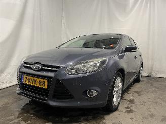 skadebil auto Ford Focus Focus 3 Wagon Combi 1.6 TDCi ECOnetic (NGDB) [77kW]  (05-2012/05-2018)= 2013/7