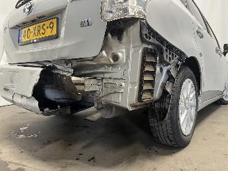 Toyota Prius Prius Plus (ZVW4) MPV 1.8 Hybrid 16V (2ZRFXE) [100kW]  (05-2011/...) picture 11