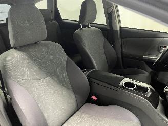Toyota Prius Prius Plus (ZVW4) MPV 1.8 Hybrid 16V (2ZRFXE) [100kW]  (05-2011/...) picture 15