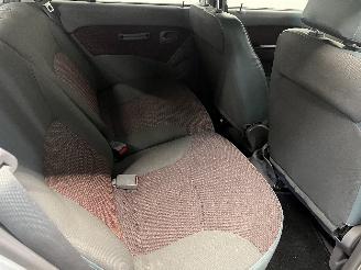 Hyundai Atos Atos Hatchback 1.1 12V (G4HG) [46kW]  (01-1997/12-2008) picture 13
