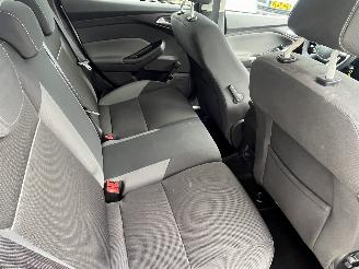 Ford Focus Focus 3 Wagon Combi 1.0 Ti-VCT EcoBoost 12V 125 (M1DC) [92kW]  (02-201=
2/05-2018) picture 10