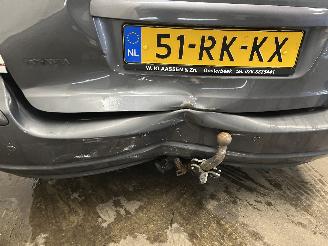Toyota Avensis Avensis Wagon (T25/B1E) Combi 2.0 16V VVT-i D4 (1AZFSE) [108kW]  (04-2=
003/11-2008) picture 8