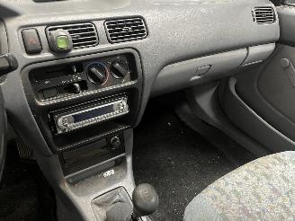 Toyota Starlet Starlet (EP9) Hatchback 1.3,XLi,GLi 16V (4EFE) [55kW]  (01-1996/07-199=
9) picture 14