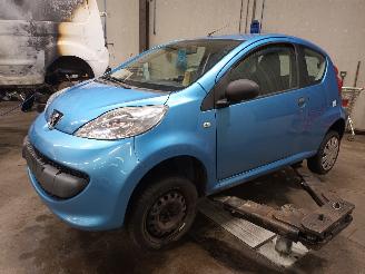 Salvage car Peugeot 107 107 Hatchback 1.0 12V (384F(1KR)) [50kW]  (06-2005/05-2014) 2006/2