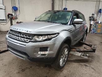 Vrakbiler auto Land Rover Range Rover Evoque Range Rover Evoque (LVJ/LVS) SUV 2.0 Si4 240 16V (204PT(GTDI)) [177kW]=
  (06-2011/12-2019) 2012/2