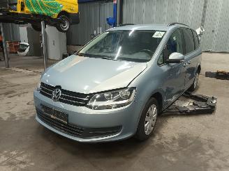 Coche siniestrado Volkswagen Sharan Sharan (7N) MPV 2.0 TDI 16V (CFFA) [100kW]  (05-2010/11-2015) 2011/10