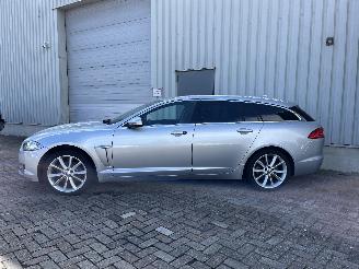 Jaguar XF XF Sportbrake Combi 2.2 D S 16V (224DT(DW12C)) [147kW]  (09-2012/04-20=
14) picture 3
