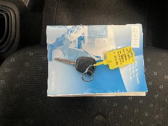 Toyota Yaris Yaris II (P9) Hatchback 1.3 16V VVT-i (2SZFE) [64kW]  (08-2005/11-2010=
) picture 18