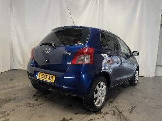 Toyota Yaris Yaris II (P9) Hatchback 1.3 16V VVT-i (2SZFE) [64kW]  (08-2005/11-2010=
) picture 5
