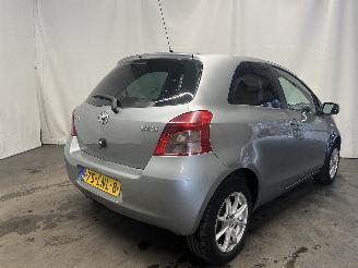 Toyota Yaris Yaris II (P9) Hatchback 1.0 12V VVT-i (1KR-FE) [51kW]  (08-2005/12-201=
1) picture 5