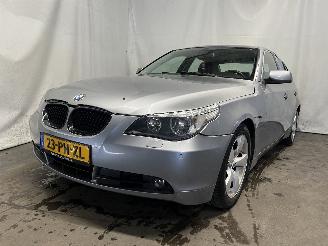 uszkodzony samochody osobowe BMW 5-serie 5 serie (E60) Sedan 525i 24V (M54-B25(256S5)) [141kW]  (09-2003/02-200=
5) 2004/7