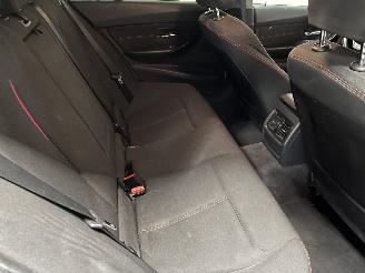 BMW 3-serie 3 serie Touring (F31) Combi 320i 2.0 16V (N20-B20B) [135kW]  (11-2012/=
06-2015) picture 15