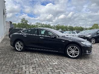 Tesla Model S Model S Liftback 85 (L1S) [270kW]  (09-2012/02-2016) picture 7