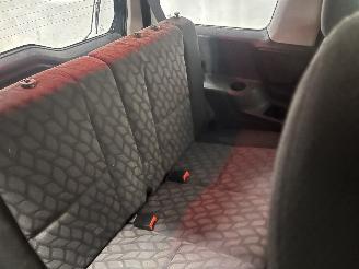 Mitsubishi Pajero Pajero Pinin (H6/H7) Terreinwagen 1.8 GDI 16V (4G93(GDI)) [88kW]  (10-=
1999/10-2001) picture 9