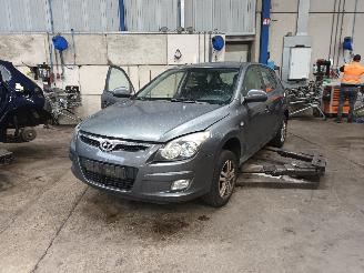 Uttjänta bilar auto Hyundai I-30 i30 (FD) Hatchback 1.6 CVVT 16V (G4FC-G) [93kW]  (02-2008/11-2011) 2009/3