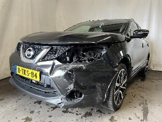 skadebil auto Nissan Qashqai Qashqai (J11) SUV 1.2 DIG-T 16V (HRA2DDT) [85kW]  (11-2013/08-2018) 2014/3