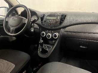 Hyundai I-10 i10 (F5) Hatchback 1.1i 12V (G4HG) [49kW]  (01-2008/12-2013) picture 11