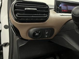 Citroën C4 C4 Cactus (0B/0P) Hatchback 5-drs 1.2 PureTech 82 12V (EB2F(HMZ)) [60k=
W]  (09-2014/...) picture 18