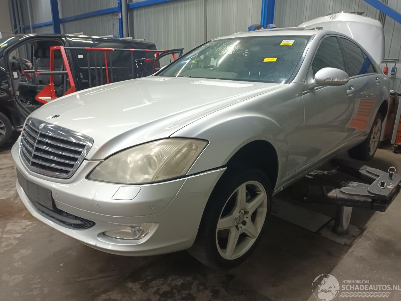 Mercedes S-klasse S (W221) Sedan 3.0 S-320 CDI 24V (OM642.930) [173kW]  (12-2005/06-2009=
)