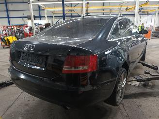 Audi A6 A6 (C6) Sedan 3.2 V6 24V FSI (AUK) [188kW]  (05-2004/10-2008) picture 3